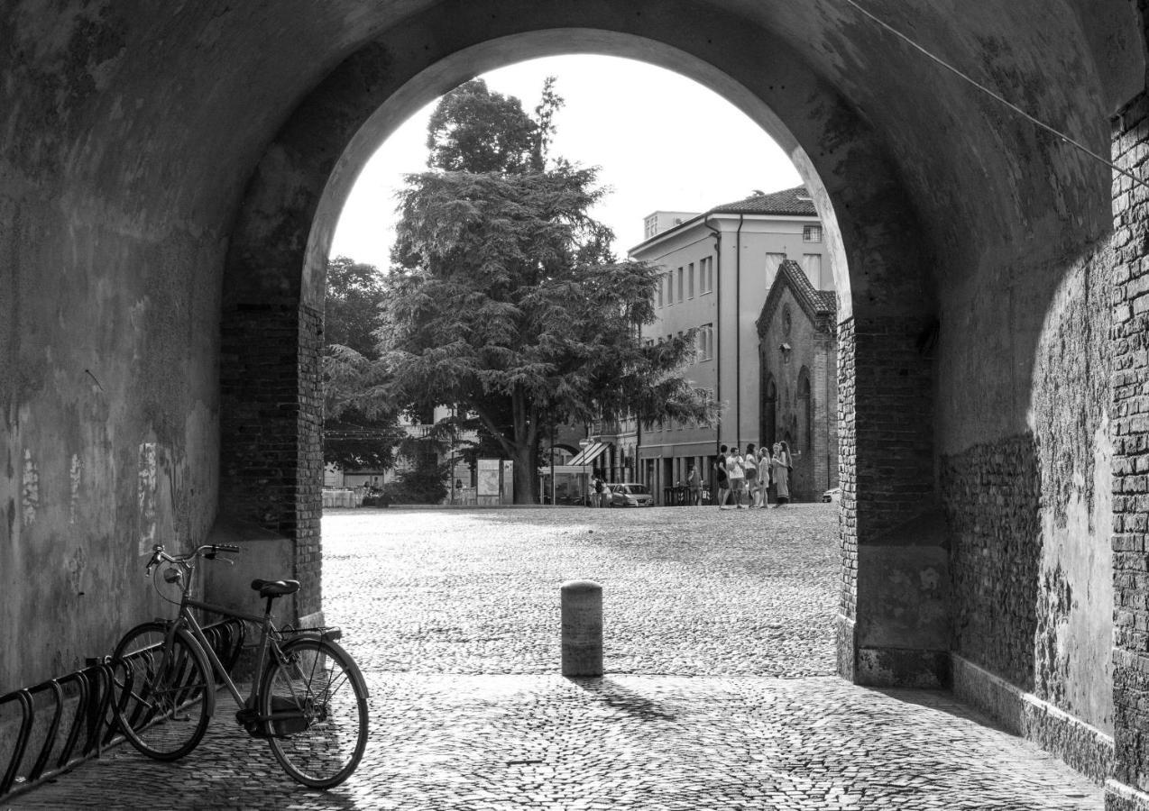 Apartamento Al Pipái Ferrara Exterior foto